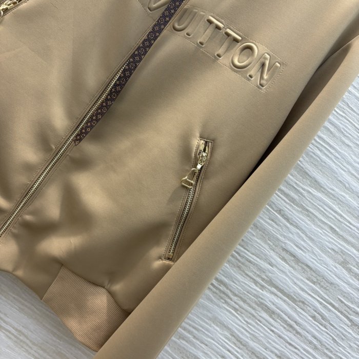 Куртка женская фото 7