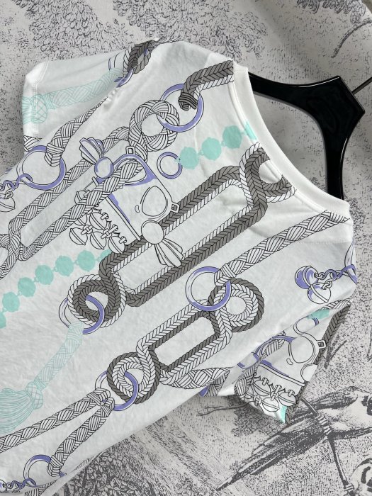 Футболка жіноча фото 8