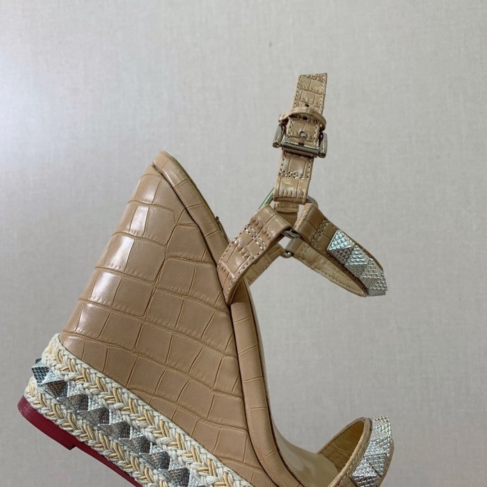 Босоножки фото 7