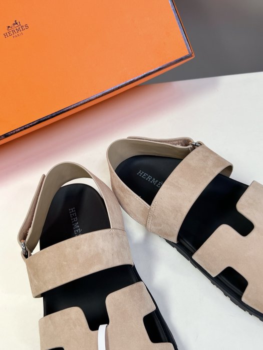 Сандалі жіночі фото 9