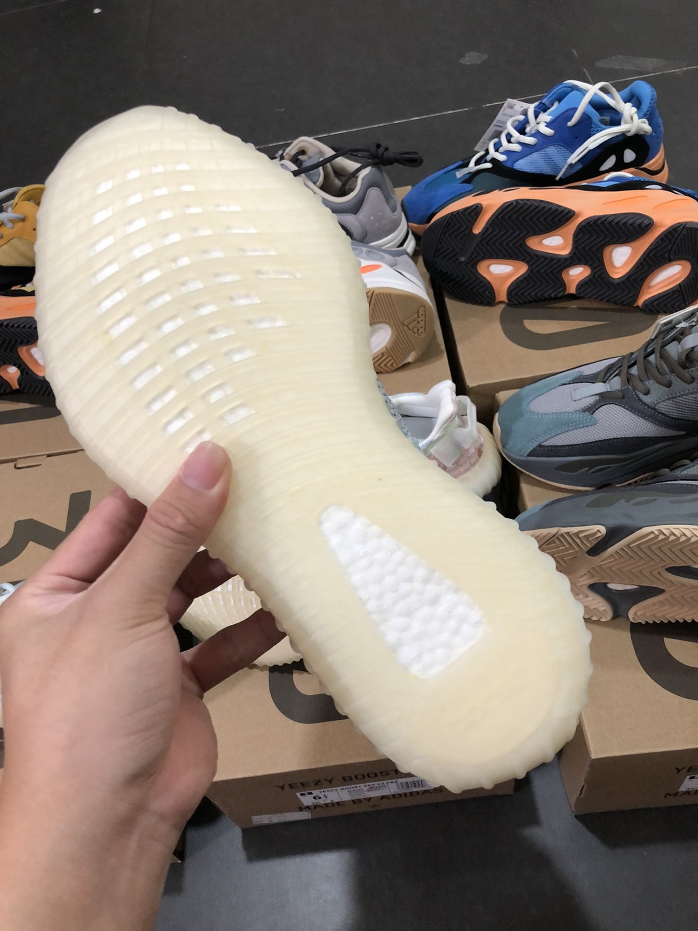 Sneakers YEEZY BOOST 350 фото 5