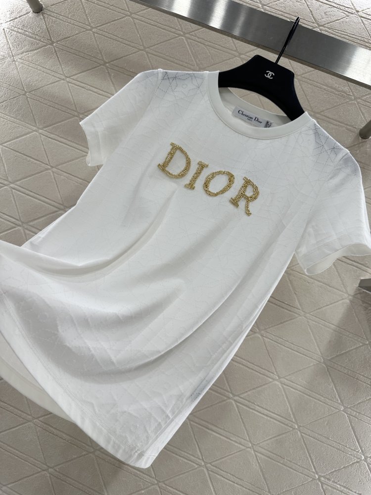 T-shirt women's фото 6