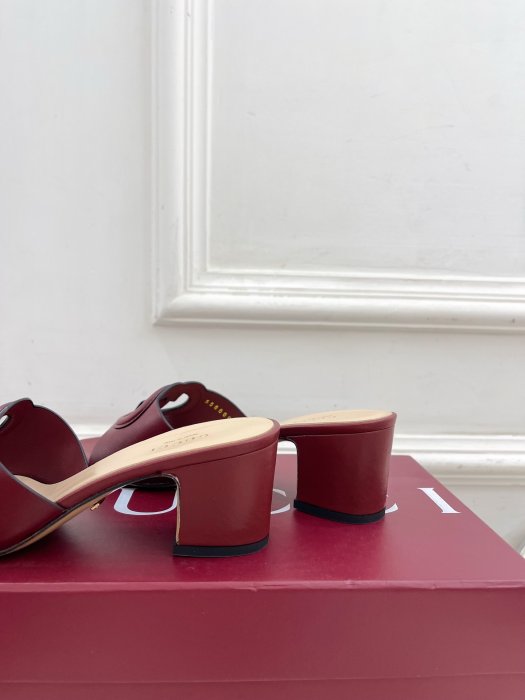 Босоножки фото 7