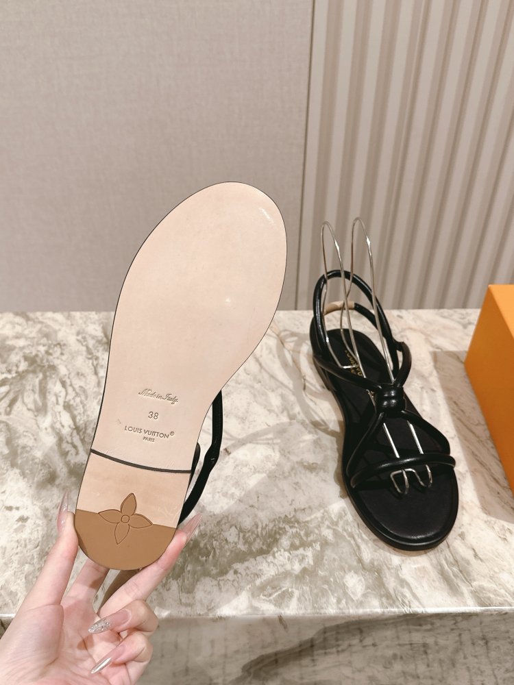 Сандалии женские фото 6