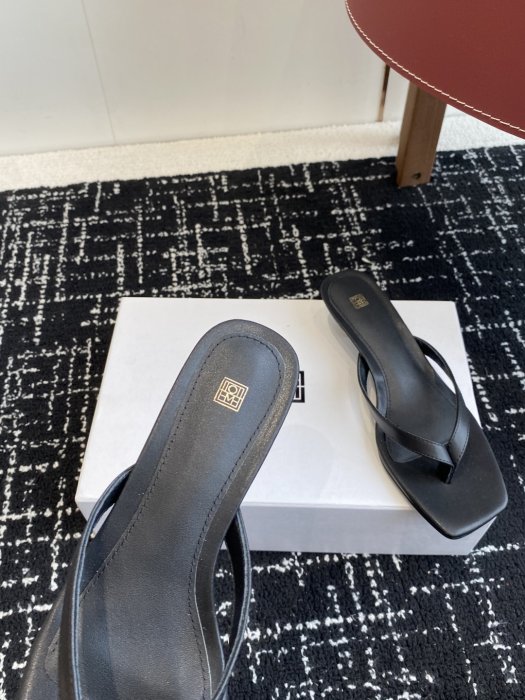 Босоножки фото 8