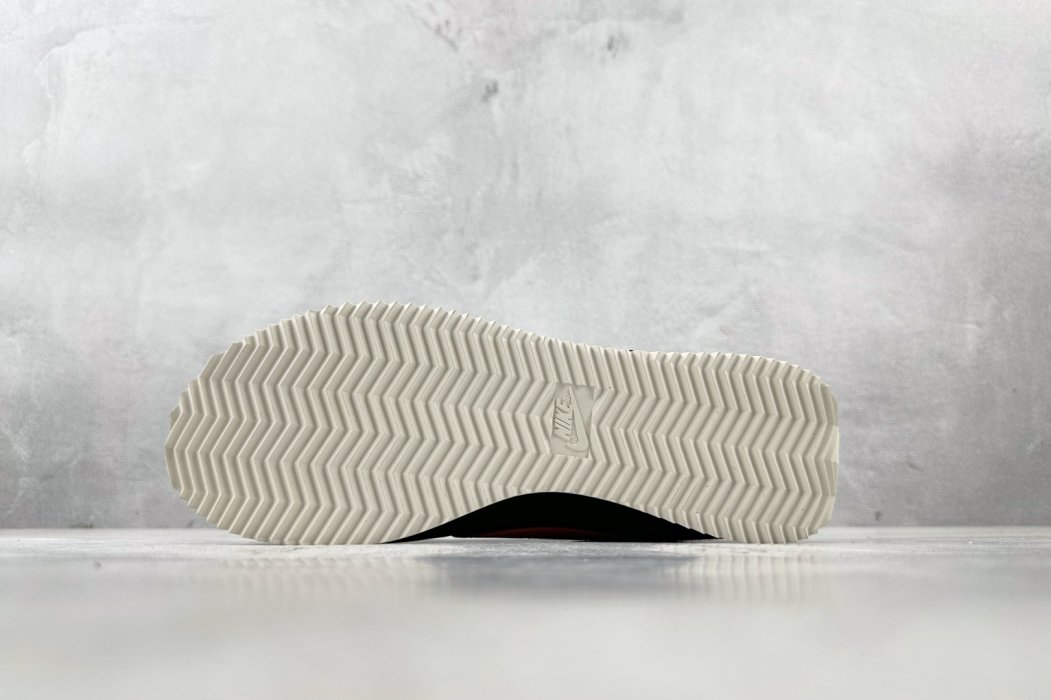 Кроссовки Nike Cortez фото 4