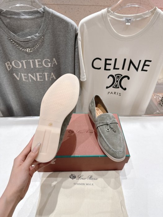 Лоферы женские фото 9