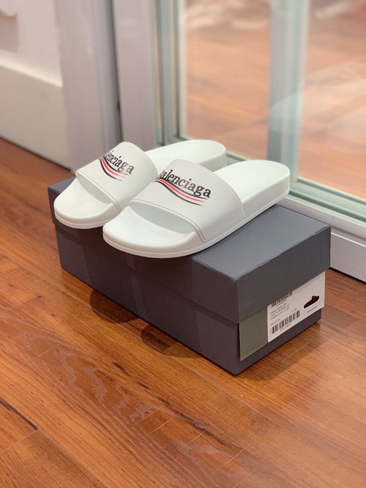 Шлепанцы фото 5