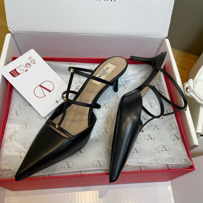 Босоножки фото 5