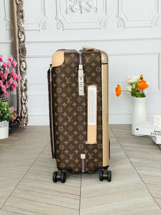 Чемодан Horizon 55 для ручной клади 38х55х21 см фото 8