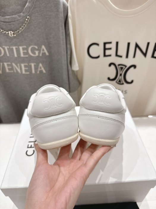 Кроссовки фото 7