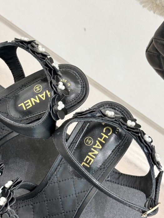 Босоножки фото 8