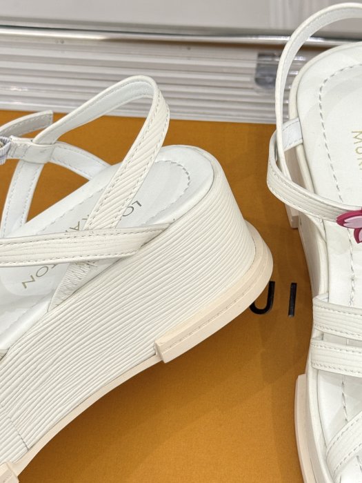 Sandals women's фото 6