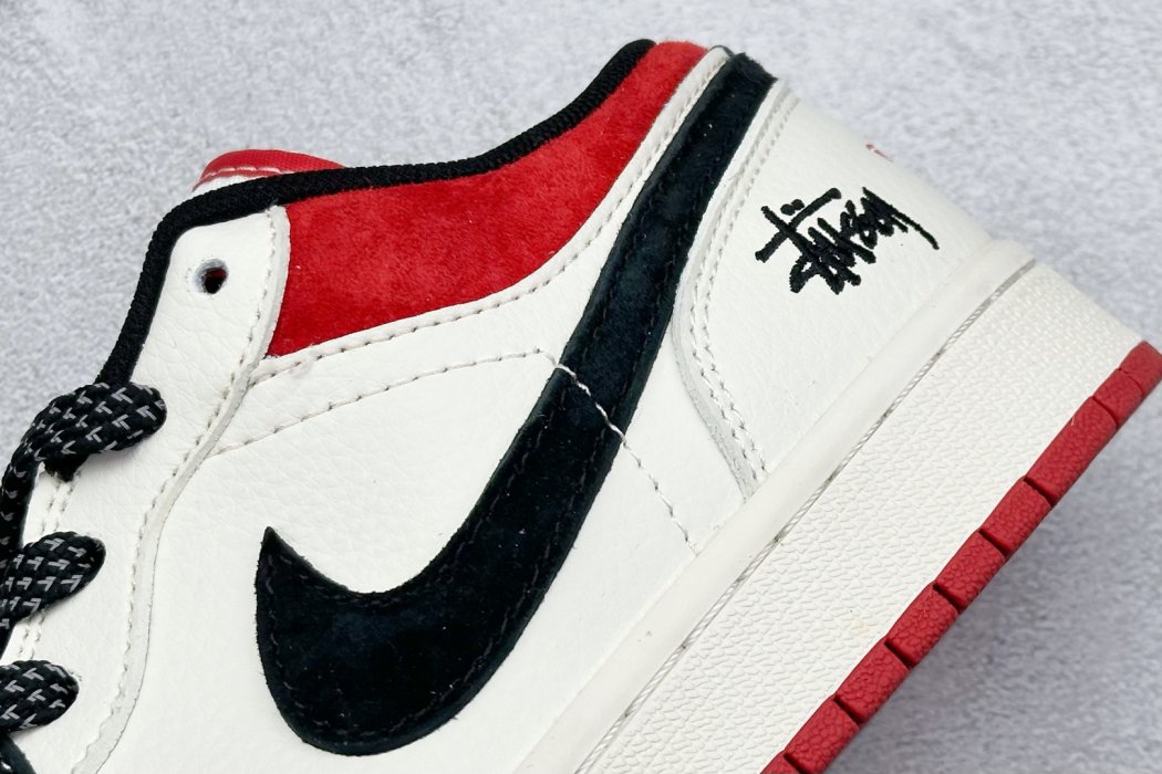 Кроссовки Air Jordan 1 Retro Low x Stussy фото 9