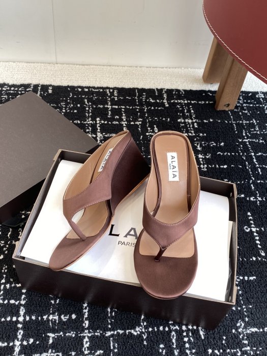 Босоножки фото 5