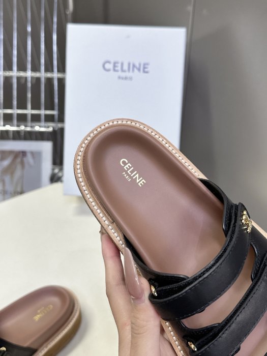 Шлепанцы фото 8