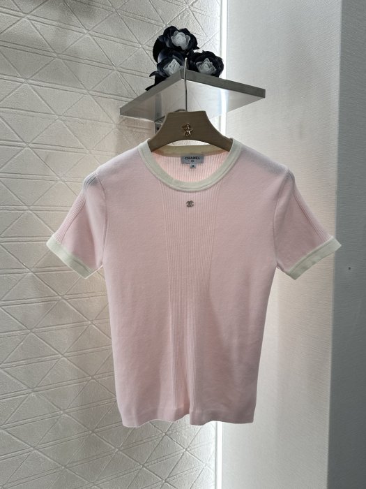 Футболка женская