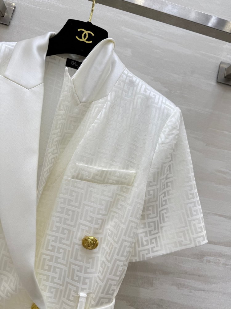 Платье с короткими рукавами и костюмным воротником фото 2