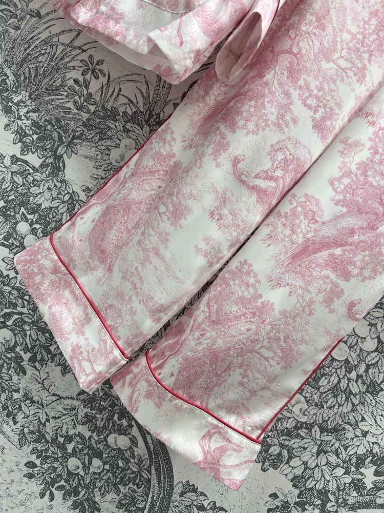 Костюм женский фото 5