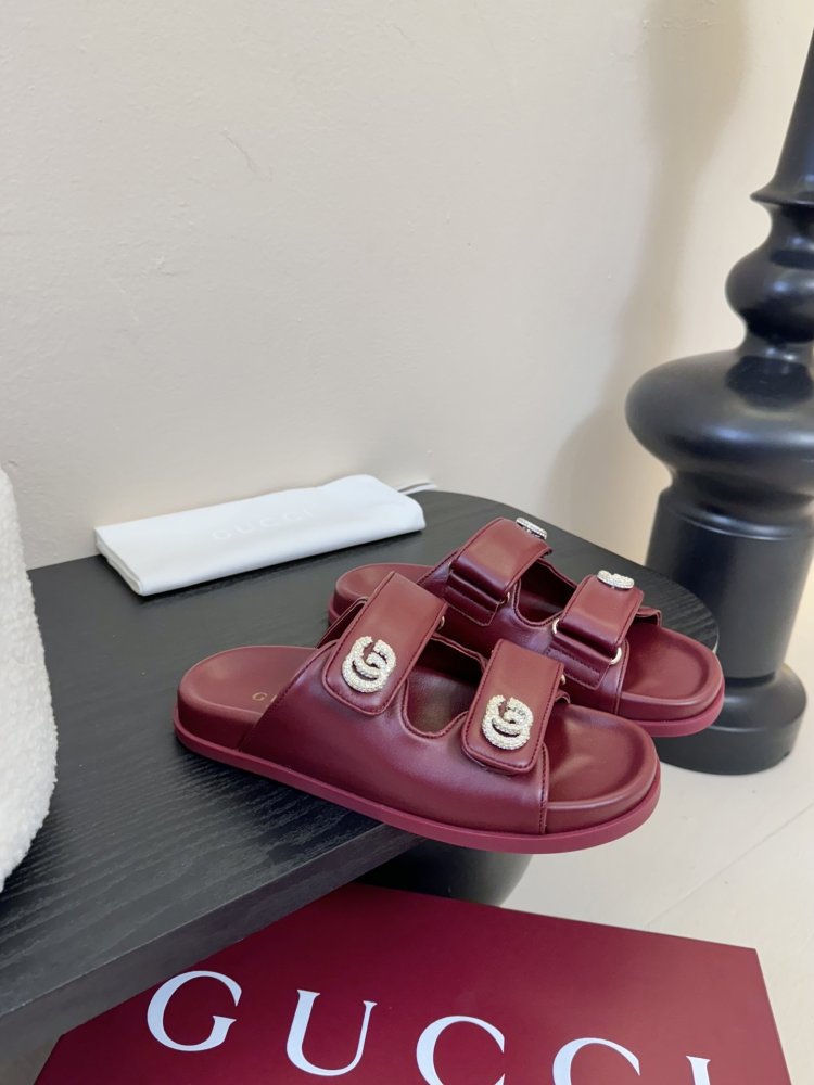 Шльопанці жіночі фото 2