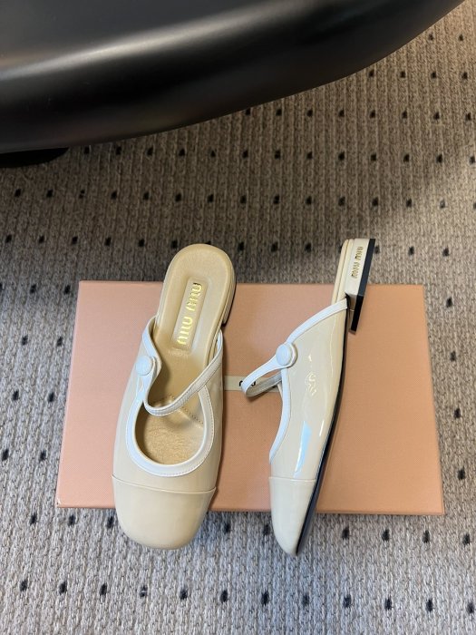 Босоножки фото 3