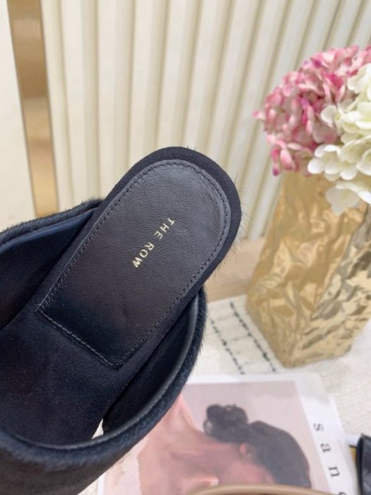 Босоножки фото 3