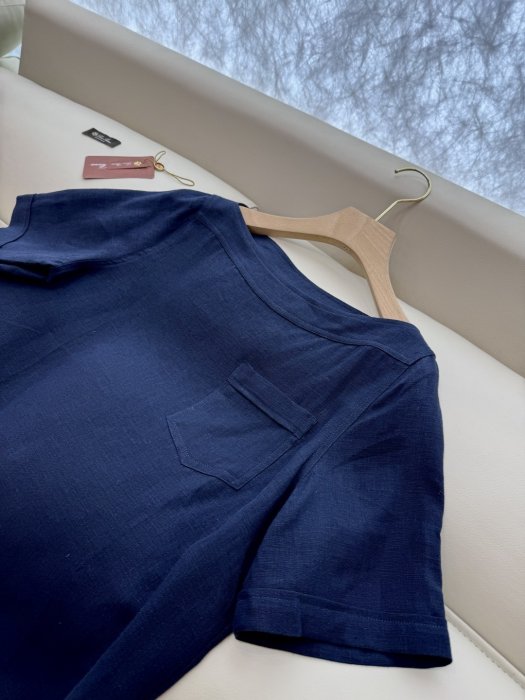 T-shirt women's фото 8