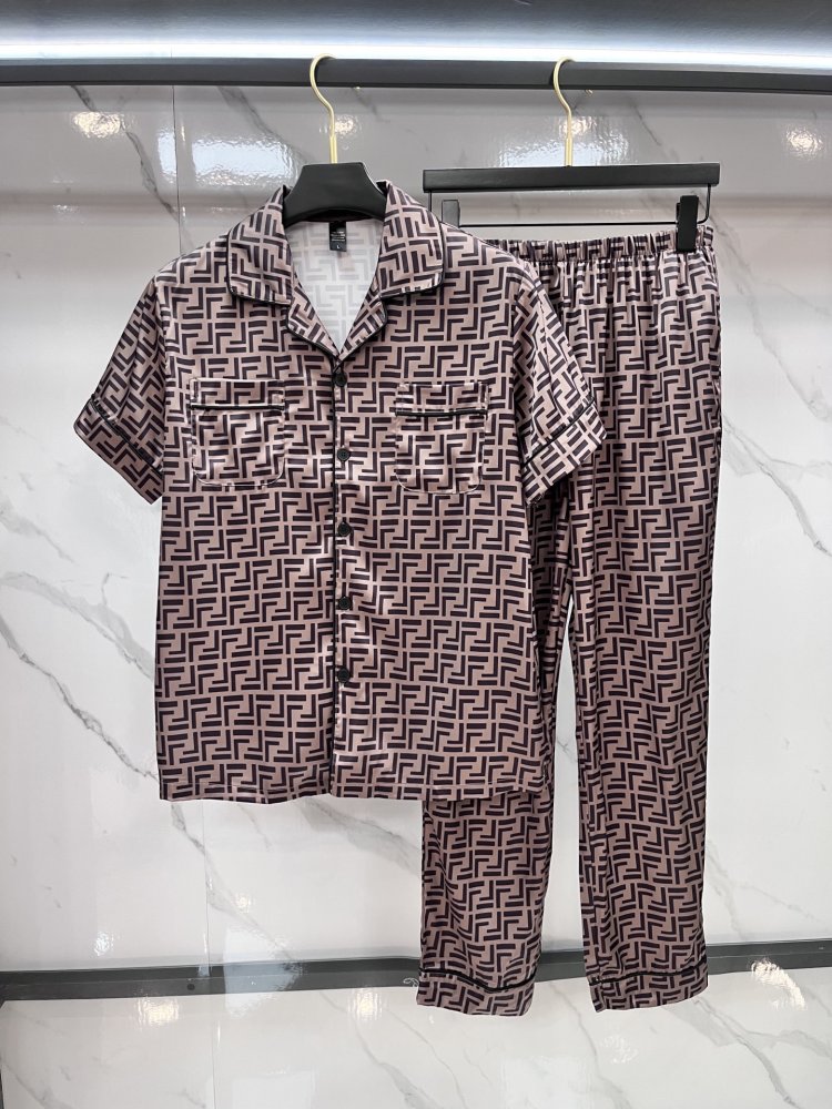 Костюм чоловічий