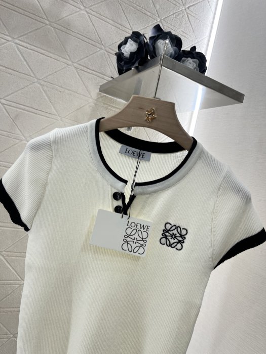 Футболка женская фото 3