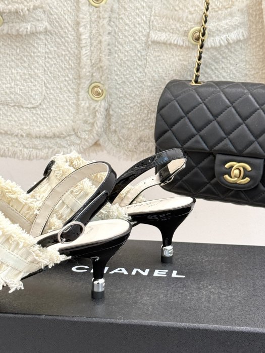 Босоножки фото 6