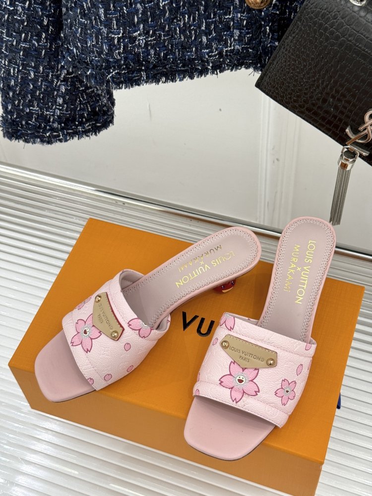 Босоножки фото 2