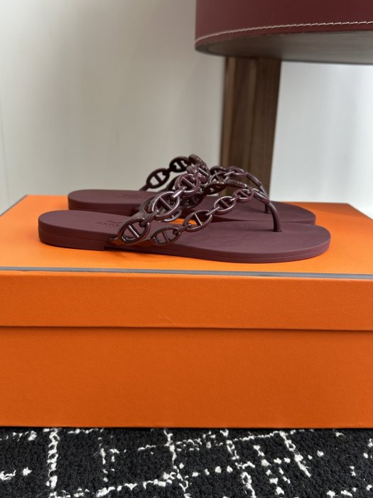 Шльопанці жіночі фото 2
