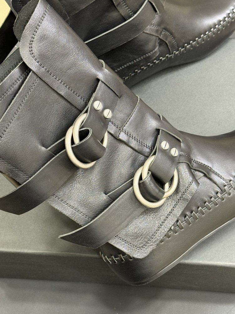 Ботинки женские фото 8