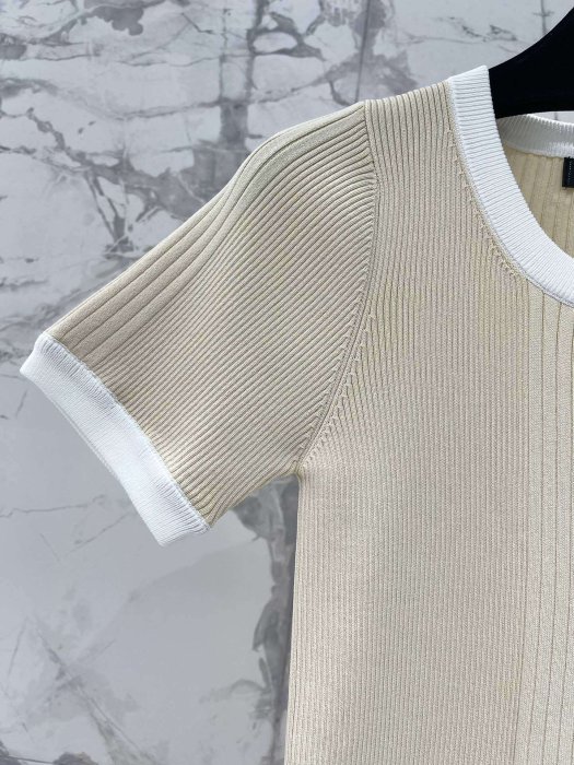 Футболка женская фото 4