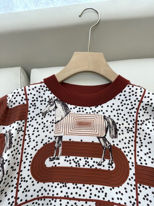 Футболка женская фото 6