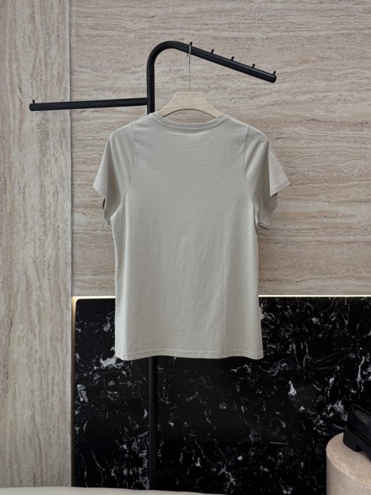 Футболка женская фото 2