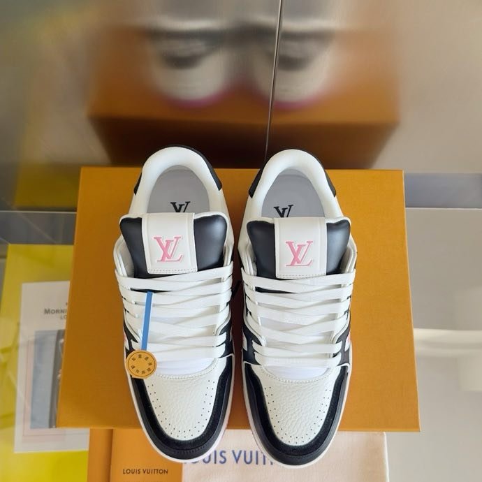 Sneakers LV Trainer фото 3