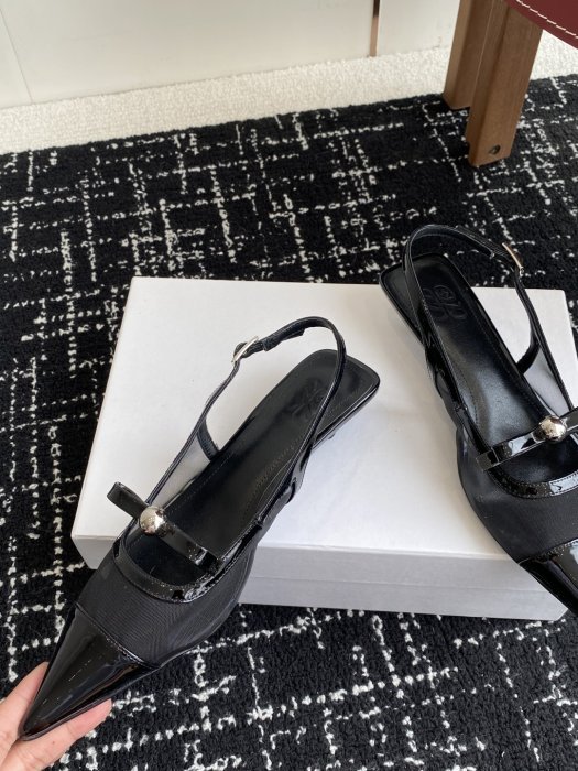 Босоножки фото 6