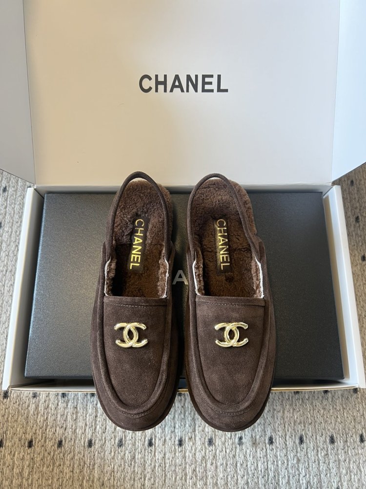 Лоферы Chanel 25A женские