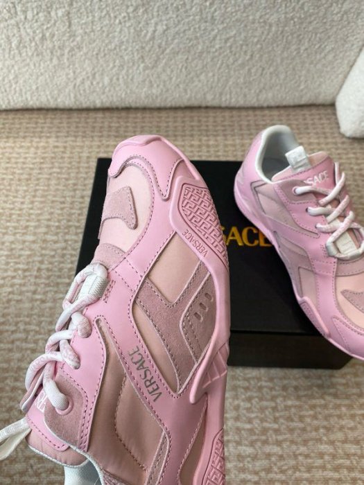 Кроссовки фото 2