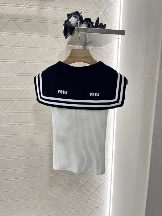 Футболка женская фото 2