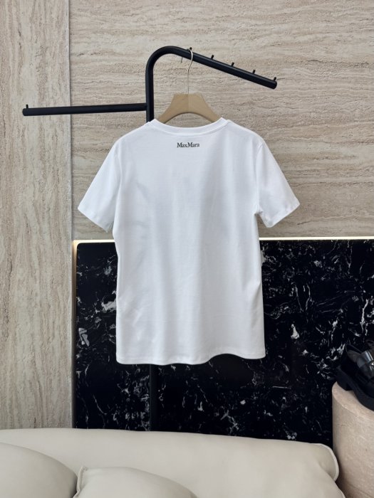 T-shirt women's фото 2