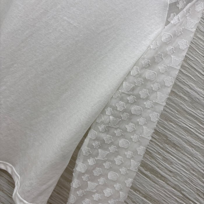 Футболка жіноча фото 7