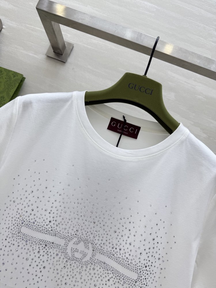 Футболка женская фото 2