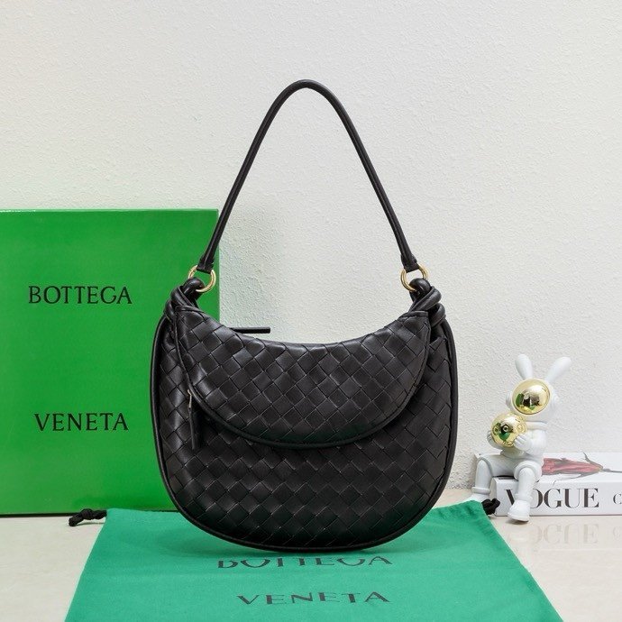 A bag women's Gemelli 36 cm