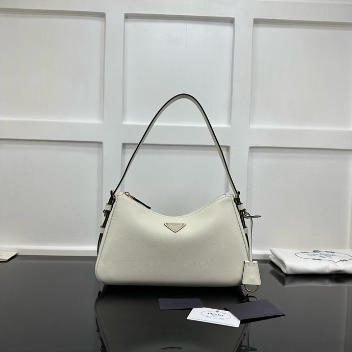 Сумка кожаная 1BC229 18 см