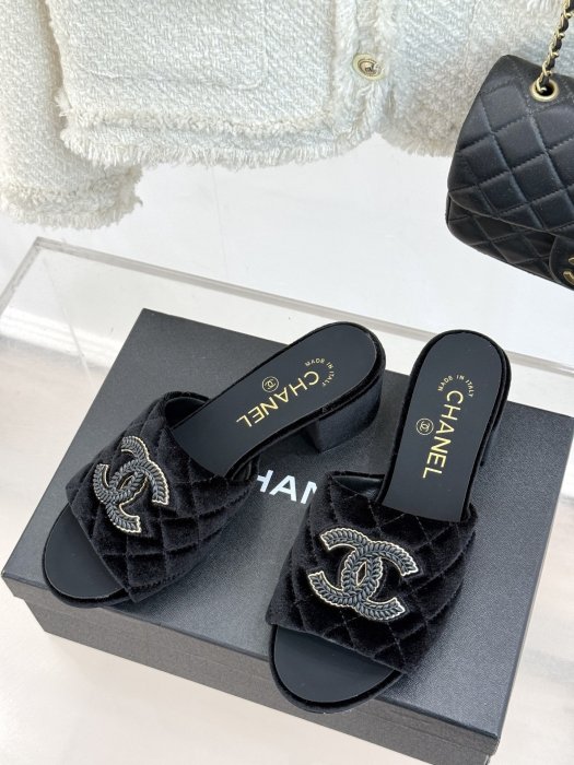 Босоножки фото 2