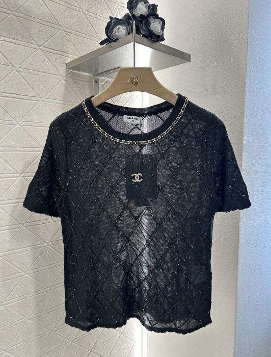 Футболка женская