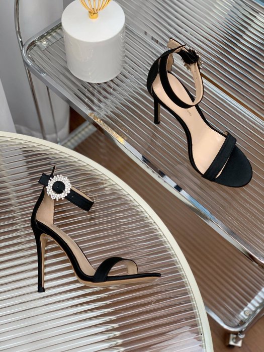 Босоножки фото 9