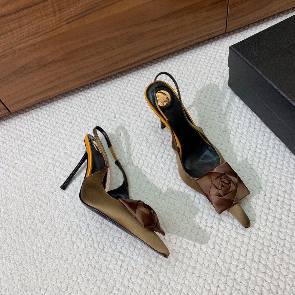 Босоножки фото 2